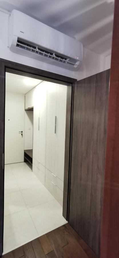 Apartament Tuzla Trg - Tuzla Square Zewnętrze zdjęcie