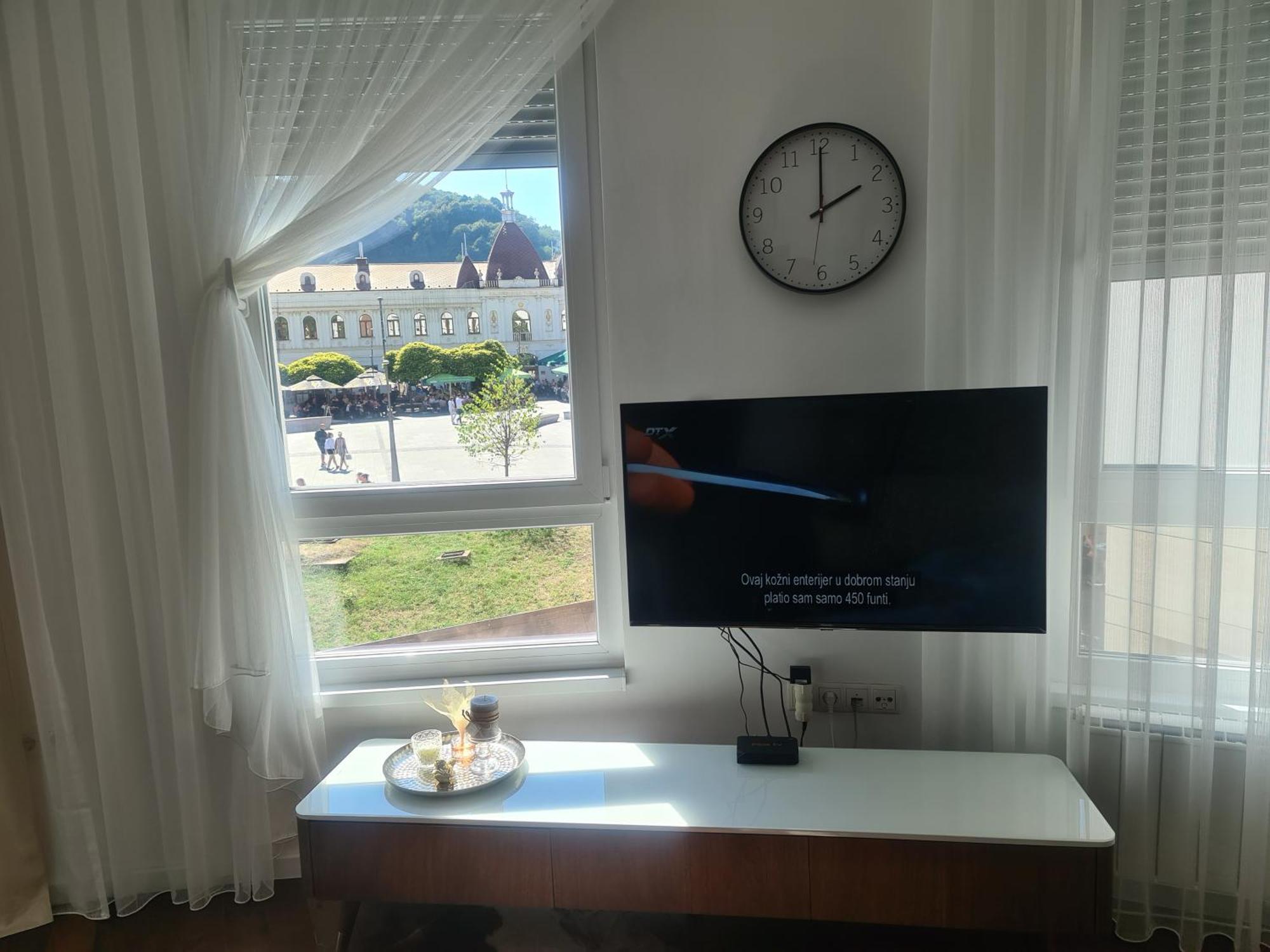 Apartament Tuzla Trg - Tuzla Square Zewnętrze zdjęcie